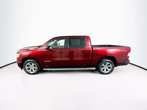 Delmonico Red Pearlcoat 2022 RAM 1500 Big Horn/Lone Star