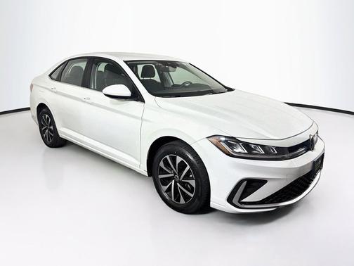 Pure White 2025 Volkswagen Jetta 1.5T S