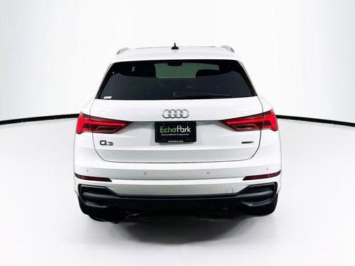 2023 Audi Q3 Premium 45 TFSI S line quattro Tiptronic