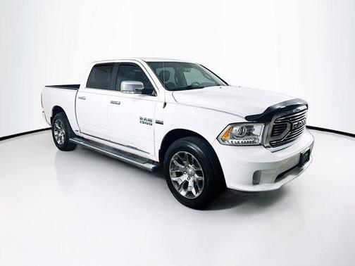 2017 RAM 1500 Limited Crew Cab 4x4 5'7' Box