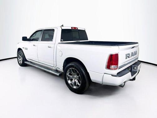 2017 RAM 1500 Limited Crew Cab 4x4 5'7' Box