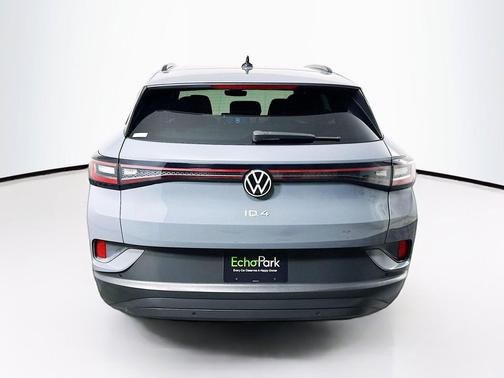 Pure Gray 2023 Volkswagen ID.4 Pro