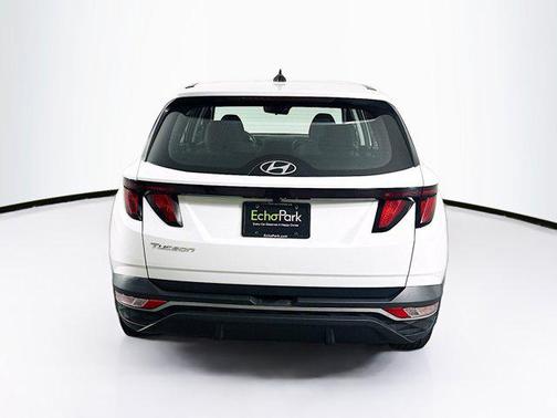 2023 Hyundai TUCSON SE