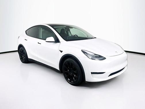 Pearl White Multi-Coat 2023 Tesla Model Y Long Range Dual Motor All-Wheel Drive