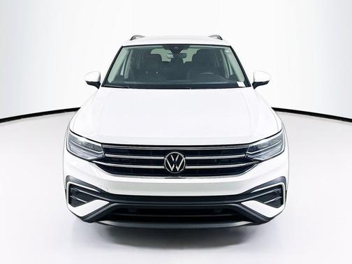 Pure White 2023 Volkswagen Tiguan 2.0T S