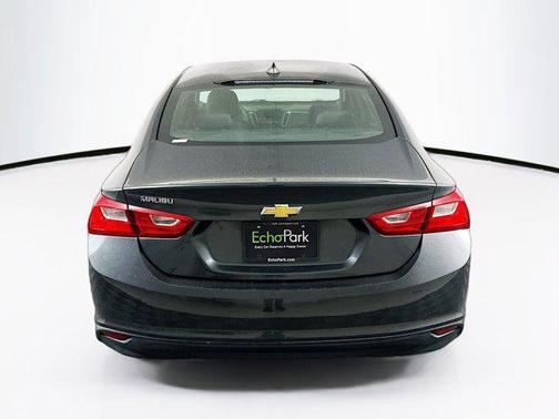 2017 Chevrolet Malibu 1LS