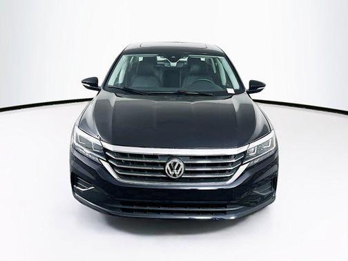 2022 Volkswagen Passat 2.0T SE
