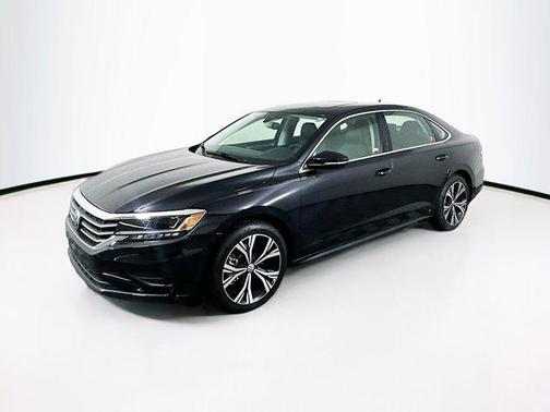 2022 Volkswagen Passat 2.0T SE