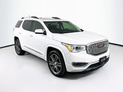 White Frost Tricoat 2019 GMC Acadia Denali