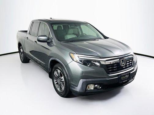 Modern Steel Metallic 2019 Honda Ridgeline RTL