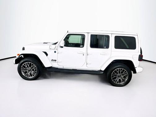 Bright White Clearcoat 2022 Jeep Wrangler Unlimited 4xe Sahara High Altitude