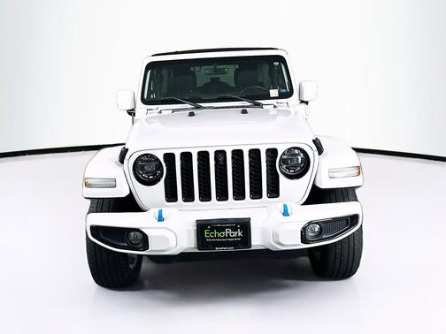 Bright White Clearcoat 2022 Jeep Wrangler Unlimited 4xe Sahara High Altitude