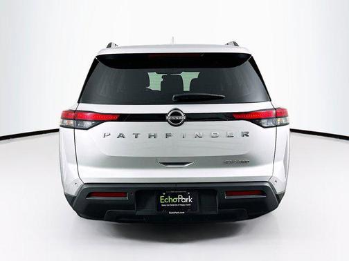 2024 Nissan Pathfinder SV 4WD