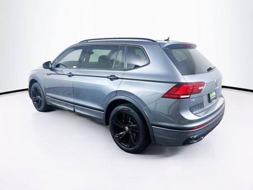 Platinum Gray Metallic 2023 Volkswagen Tiguan 2.0T SE R-Line Black