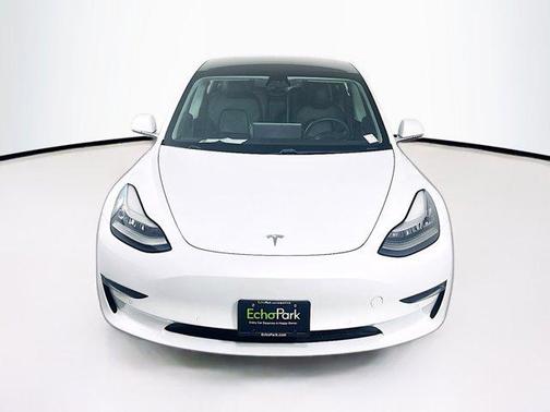 2020 Tesla Model 3 Standard Range