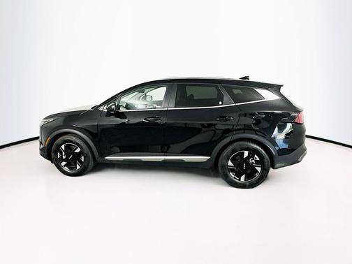 Ebony Black 2026 Kia Sportage LX