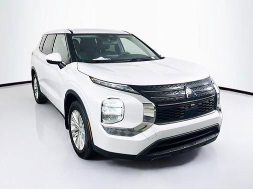 2022 Mitsubishi Outlander ES 2.5 2WD