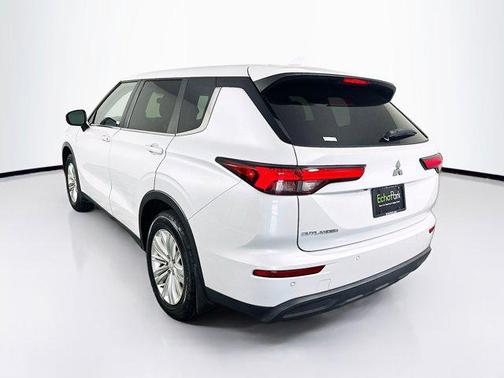 2022 Mitsubishi Outlander ES 2.5 2WD