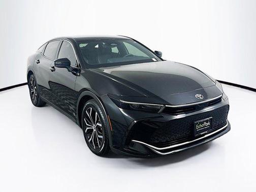 2023 Toyota Crown XLE