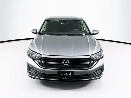 Pure White 2023 Volkswagen Jetta 1.5T S