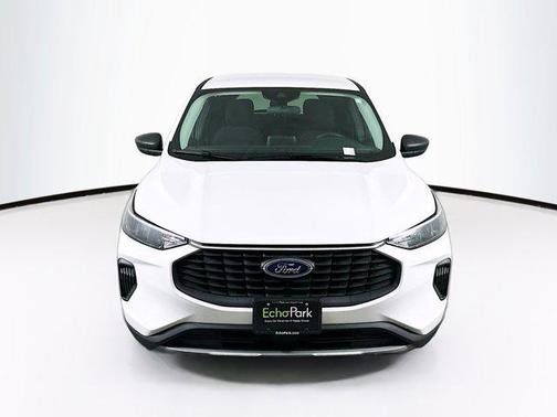 Oxford White 2025 Ford Escape Active