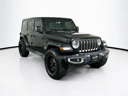 Black Clearcoat 2019 Jeep Wrangler Unlimited Sahara