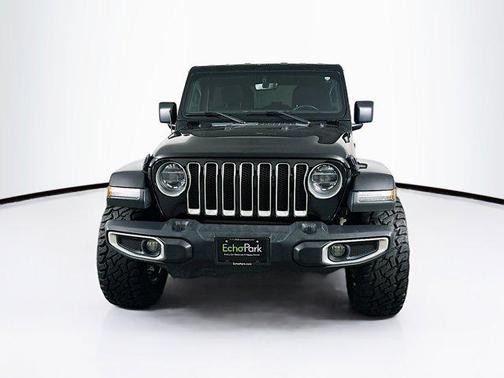 Black Clearcoat 2019 Jeep Wrangler Unlimited Sahara