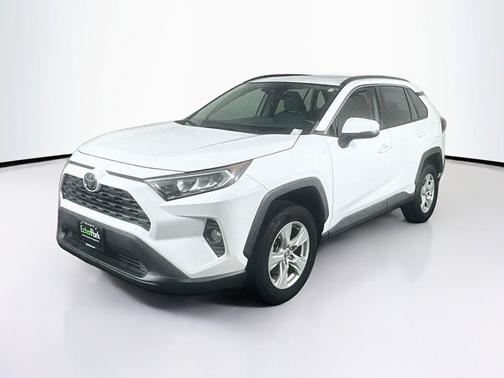 Super White 2019 Toyota RAV4 XLE