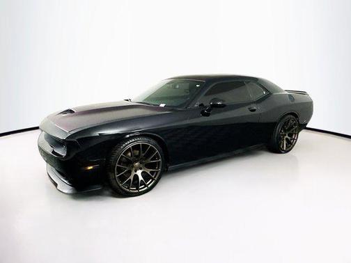 Pitch Black Clearcoat 2021 Dodge Challenger R/T