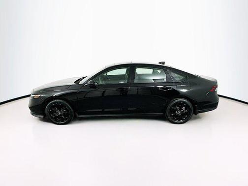 Crystal Black Pearl 2025 Honda Accord SE