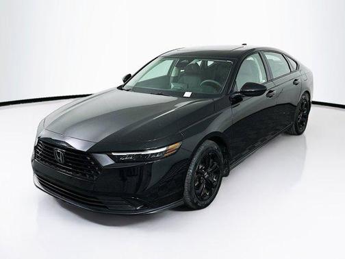 Crystal Black Pearl 2025 Honda Accord SE