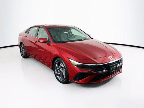 2025 Hyundai ELANTRA SEL