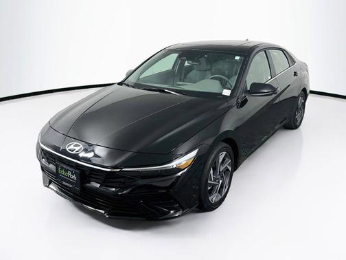 Abyss Black 2025 Hyundai ELANTRA SEL