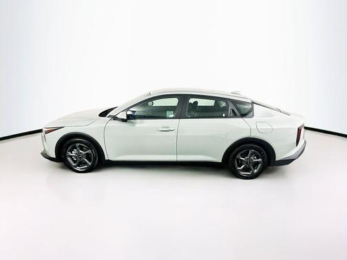 Morning Haze 2025 Kia K4 LXS
