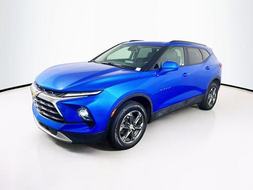 Riptide Blue Metallic 2024 Chevrolet Blazer 2LT