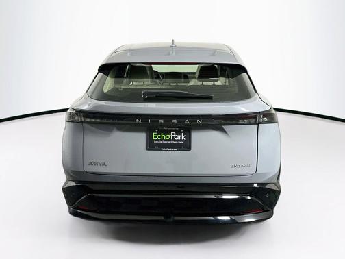 Boulder Gray Pearl 2024 Nissan ARIYA ENGAGE