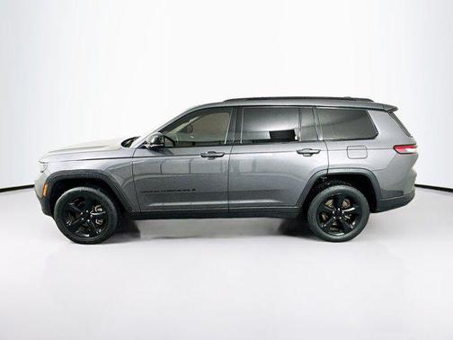 Baltic Gray Metallic Clearcoat 2023 Jeep Grand Cherokee L Limited