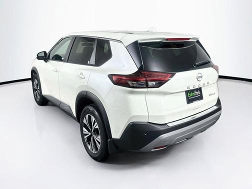 Pearl White Tricoat 2023 Nissan Rogue SV