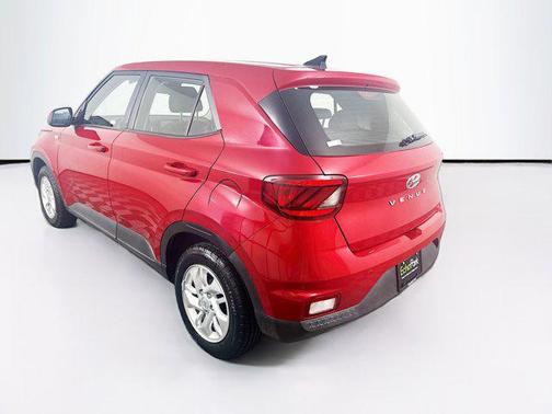 2021 Hyundai VENUE SE