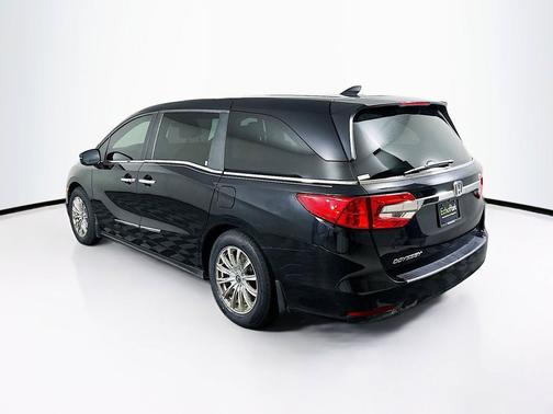 Crystal Black Pearl 2019 Honda Odyssey EX-L