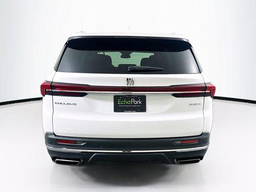 2025 Buick Enclave Preferred FWD