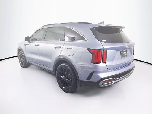 Everlasting Silver 2021 Kia Sorento SX