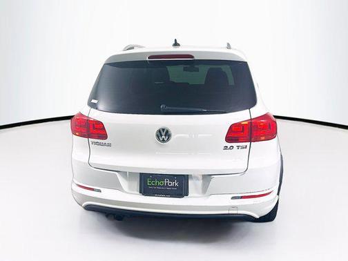 2015 Volkswagen Tiguan Auto R-Line