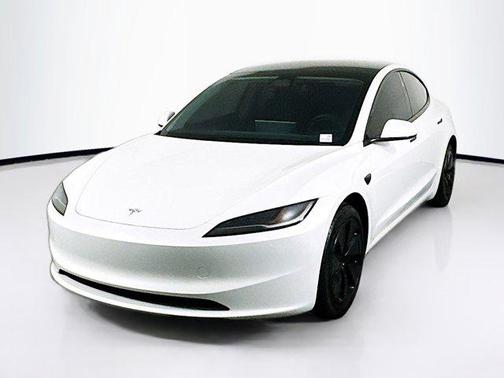 Pearl White Multi-Coat 2024 Tesla Model 3 Standard Range
