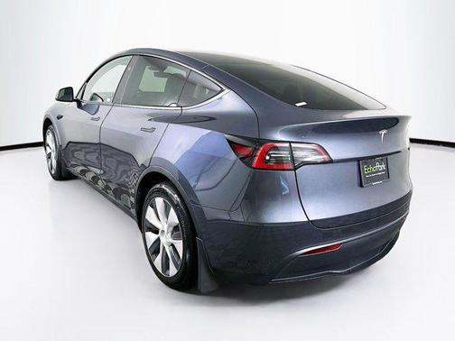 2023 Tesla Model Y RWD