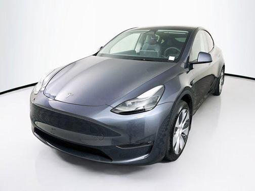2023 Tesla Model Y RWD
