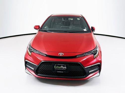 Barcelona Red Metallic 2021 Toyota Corolla SE