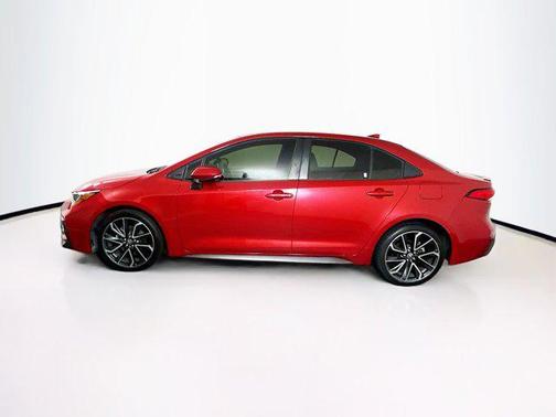 Barcelona Red Metallic 2021 Toyota Corolla SE