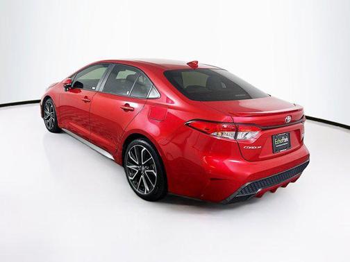 Barcelona Red Metallic 2021 Toyota Corolla SE