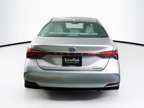 2019 Toyota Avalon Hybrid Limited